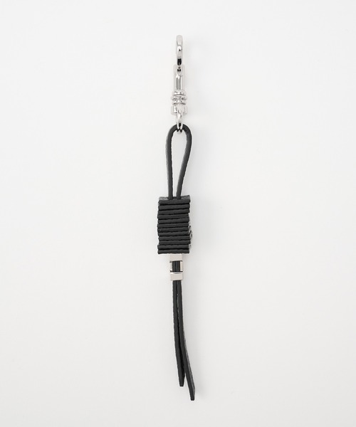 IACUCCI（イアクッチ）の「【予約】ブリーノ チャーム CERVO（キーホルダー・レディース・キャメル/ブラック・FREE）」の7枚目の写真