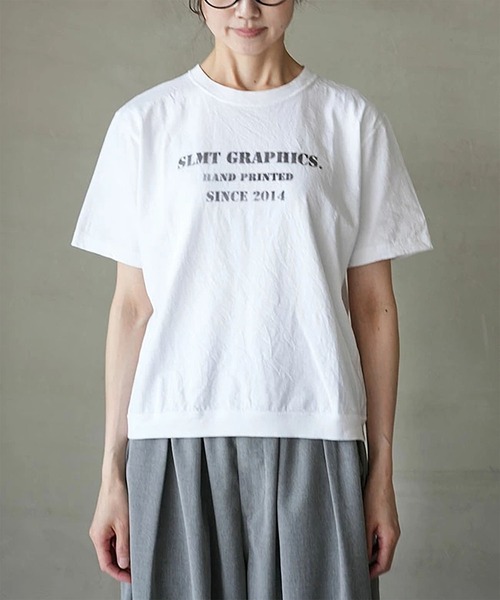 SOLAMONAT(ソラモナ)の「パフ天竺 裾リブベーシックプリントT ステンシルSLM(Tシャツ/カットソー・レディース・ブラック/ホワイト/杢グレー・FREE)」の11枚目の写真
