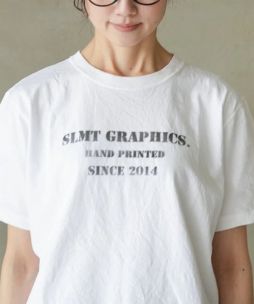 SOLAMONAT(ソラモナ)の「パフ天竺 裾リブベーシックプリントT ステンシルSLM(Tシャツ/カットソー・レディース・ブラック/ホワイト/杢グレー・FREE)」の14枚目の写真