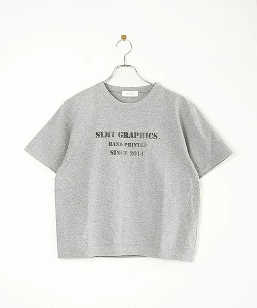 SOLAMONAT(ソラモナ)の「パフ天竺 裾リブベーシックプリントT ステンシルSLM(Tシャツ/カットソー・レディース・ブラック/ホワイト/杢グレー・FREE)」の10枚目の写真