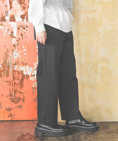 niko and...(ニコアンド)の「ストレッチストレートパンツ(その他パンツ・レディース・キャメル/カーキ/ブラック・MEDIUM/LARGE)」の4枚目の写真
