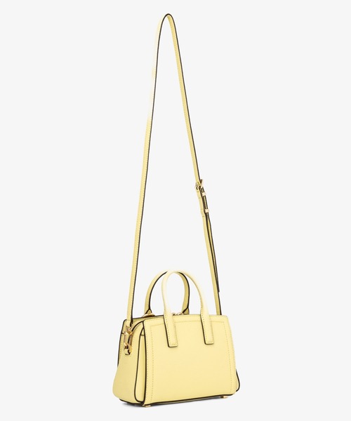 MICHAEL KORS(マイケルコース)の「LAILA クロスボディ エクストラスモール ウィズ チャーム(ショルダーバッグ・レディース・イエロー系・FREE)」の3枚目の写真