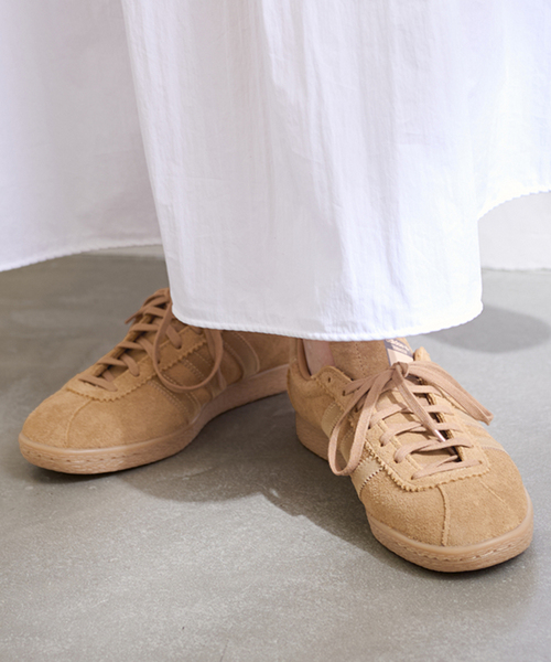 FRAMeWORK（フレームワーク）の「ADIDAS/アディダス TOBACCO（スニーカー・レディース・ベージュ・25cm/24cm/23cm）」の2枚目の写真