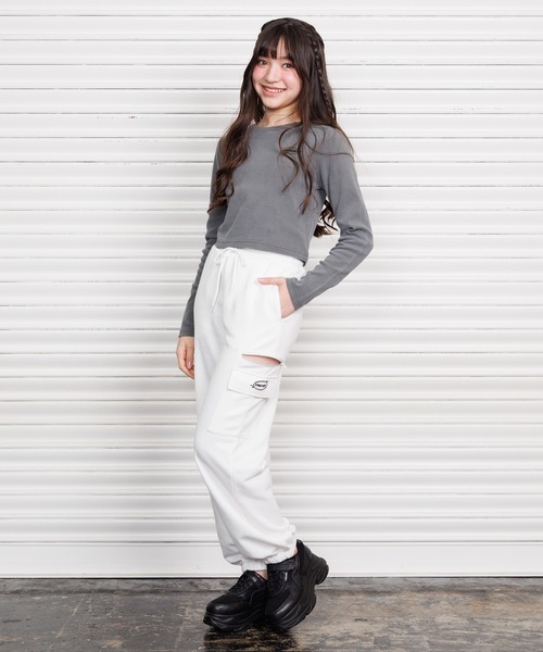 PINKHUNT(ピンクハント)の「PINKHUNT スウェットカーゴロングパンツ 1438K(その他パンツ・キッズ・ブラック/ホワイト/アッシュグレー・130cm/140cm/120cm/150cm/160cm)」の5枚目の写真