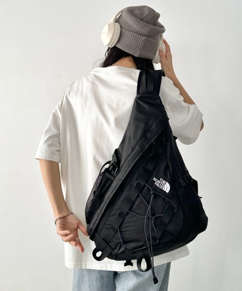 THE NORTH FACE(ザノースフェイス)の「【国内未発売】THE NORTH FACE(ザ・ノースフェイス)/軽量 A4 PC収納可 ボディバッグ ワンショルダーバッグ エレクトロン スリングバッグ/ELECTRON SLING BAG(ショルダーバッグ・レディース・ブラック/ダークグレー・FREE)」の10枚目の写真