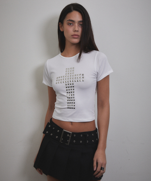 VOONT（ブント）の「Stud Cross T-shirt (IVORY)（Tシャツ/カットソー・レディース・アイボリー・SMALL/MEDIUM）」の2枚目の写真
