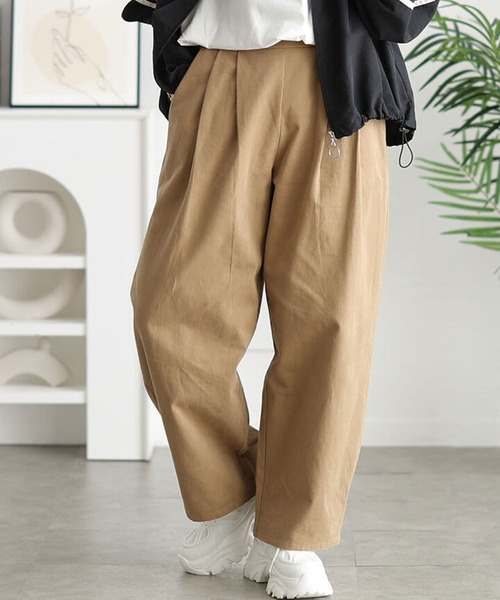 GOLDJAPAN(ゴールドジャパン)の「コットンチノタック入りバレルパンツ【大きいサイズ対応】(チノパンツ・レディース・ブラック/アイボリー/カーキ/ベージュ・LL/3L/4L/5L)」の2枚目の写真