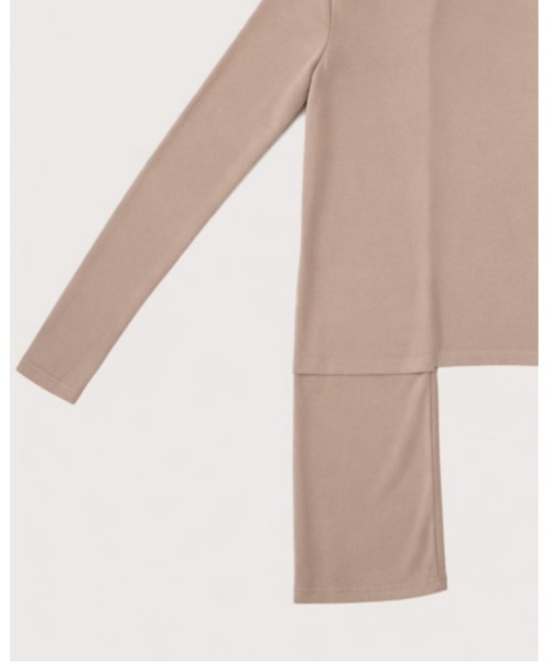 kiehtova（キエトヴァ）の「【kiehtova】BACK SLIT TOPS/バックスリットトップス（Tシャツ/カットソー・レディース・ベージュ/ダークパープル/ブラック・FREE）」の15枚目の写真