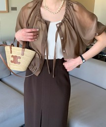 ギャザーネックボリュームスリーブシアーブラウス