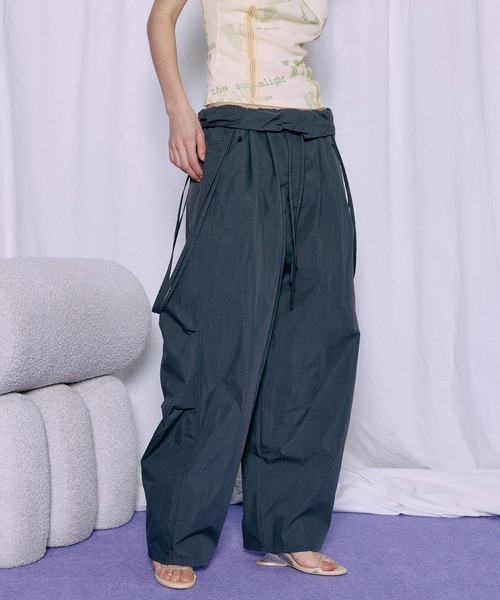 MAISON SPECIAL(メゾンスペシャル)の「2WAY Cocoon Military Pants/2WAYコクーンミリタリーパンツ(その他パンツ・レディース・ホワイト/チャコールグレー/イエロー・36/38)」の15枚目の写真