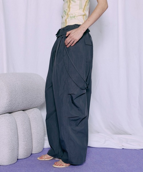 MAISON SPECIAL(メゾンスペシャル)の「2WAY Cocoon Military Pants/2WAYコクーンミリタリーパンツ(その他パンツ・レディース・ホワイト/チャコールグレー/イエロー・36/38)」の17枚目の写真