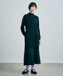 sneeuw（スニュウ）の「ステップヘムワンピース（ワンピース）」
