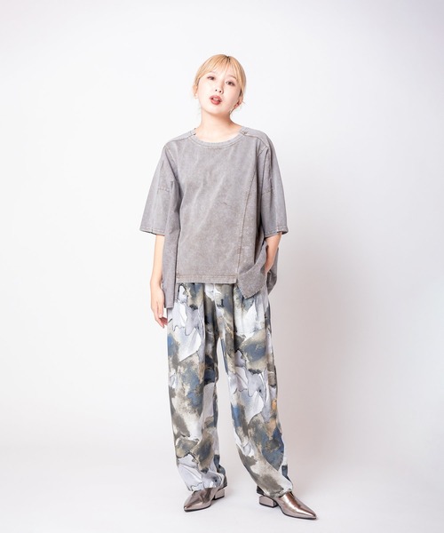 OSMOSIS(オズモーシス)の「プリントタックパンツ(その他パンツ・レディース・ブラウン/グレー/ピンク・ONE SIZE)」の5枚目の写真