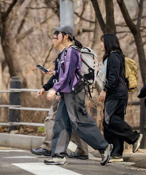 SANRO（サンロ）の「[ユニセックス] S-TEXパネルハイキングパンツ - ブラウン（スウェットパンツ・レディース・その他・MEDIUM/LARGE/X-LARGE）」の3枚目の写真