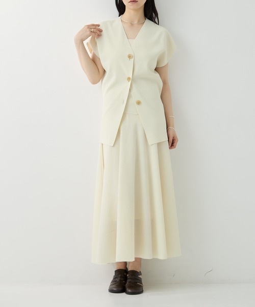 WRAPINKNOT（ラッピンノット）の「[WRAPINKNOT/ラッピンノット] Dry Knit Flare Skirt（スカート・レディース・アイボリー/ダークブラウン・0/1）」の2枚目の写真