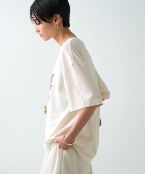 LOUNGEDRESS(ラウンジドレス)の「ロゴプリントTシャツ(Tシャツ/カットソー・レディース・アイボリー・FREE)」の10枚目の写真
