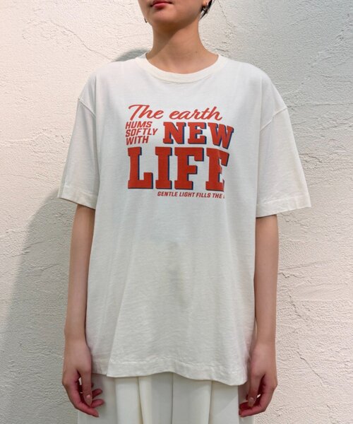 LOUNGEDRESS(ラウンジドレス)の「ロゴプリントTシャツ(Tシャツ/カットソー・レディース・アイボリー・FREE)」の12枚目の写真