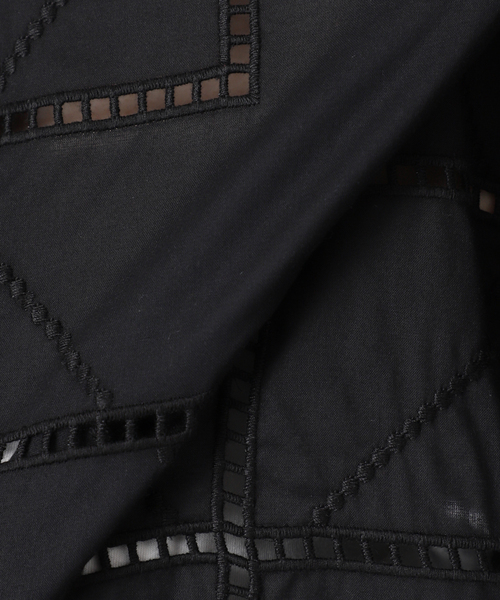 B.C STOCK（ベーセーストック）の「手洗い可 / 2WAYカットワーク刺繍ブラウス（シャツ/ブラウス・レディース・ブラック/ホワイト/オレンジ・FREE）」の9枚目の写真