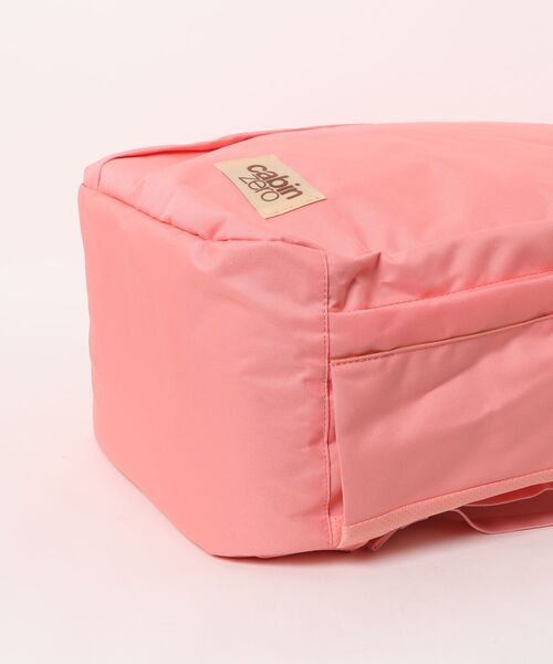 CABINZERO（キャビンゼロ）の「【CABINZERO/キャビンゼロ】CLASSIC TECH 28L - PINKU（バックパック/リュック・メンズ・ピンク・FREE）」の3枚目の写真