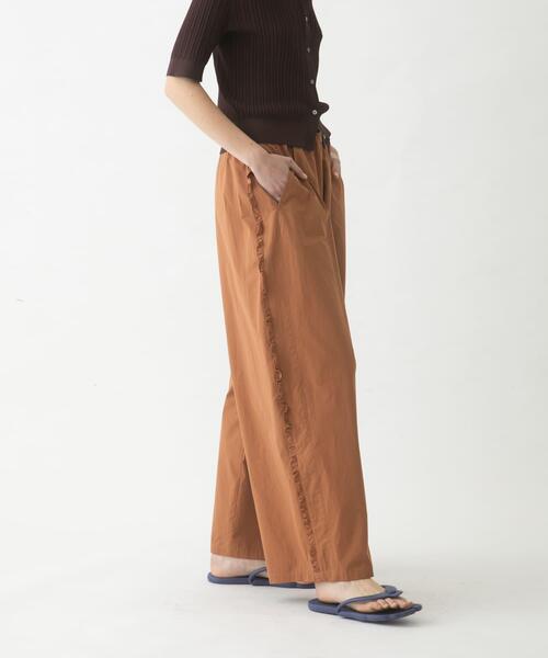 LAATO(ラート)の「side frill pants(その他パンツ・レディース・ブラウン/イエロー系その他/ブラック・FREE)」の11枚目の写真