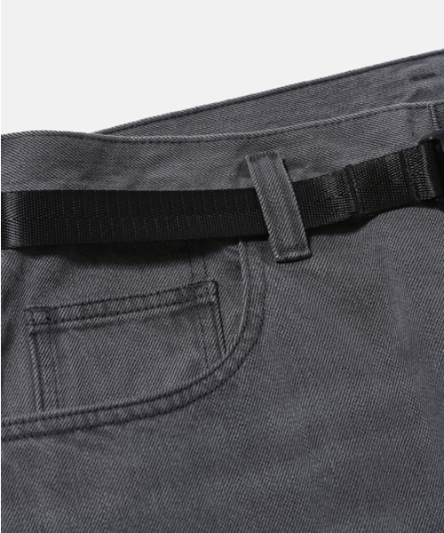 MOIF（モイフ）の「[SS26] WIDE 6P BELTED DENIM PANTS / BLEACHED BLACK（デニムパンツ・メンズ・その他・1(S)/2(M)/3(L)）」の5枚目の写真