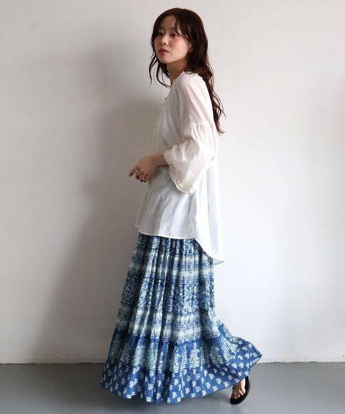 le.coeur blanc(ルクールブラン)の「Fanaka別注パネル切り替えスカート(スカート・レディース・ブルー/ブラック・38)」の13枚目の写真