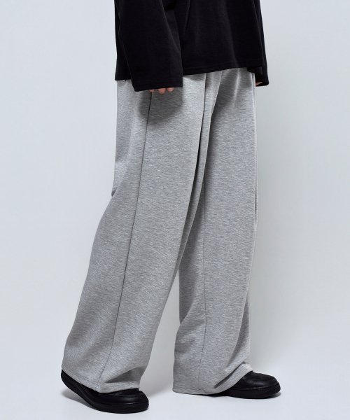 PHYSICAL GARMENTS（フィジカルガーメンツ）の「P2629 講演テンションディープピンタックロングパンツ[2COLOR]（スウェットパンツ・メンズ・ブラック/グレー・MEDIUM/LARGE/X-LARGE/XX-LARGE）」の4枚目の写真