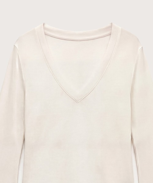 kiehtova(キエトヴァ)の「【kiehtova】CLEAN SILHOUETTE VTOPS/クリーン シルエット ブイトップス KTWR65(Tシャツ/カットソー・レディース・ブラック/アイボリー/アッシュグレー・FREE)」の14枚目の写真