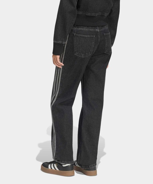 adidas(アディダス)の「ファイヤーバード ミッドライズ ストレート デニムパンツ / アディダスオリジナルス adidas Originals(デニムパンツ・レディース・ブラック・24/30/33W 30L/32W 30L/29/30/28/30/27/30/26/30/25/30/30W 30L/31W 30L)」の2枚目の写真