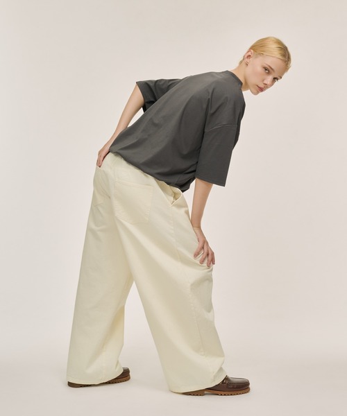 WETTEMPT（ウィテンプト）の「1 TUCK CURVE TWILL PANTS / ワンタックカーブツイルパンツ（スラックス・メンズ・ホワイト/ブラック/ブラウン・MEDIUM/LARGE/SMALL）」の5枚目の写真