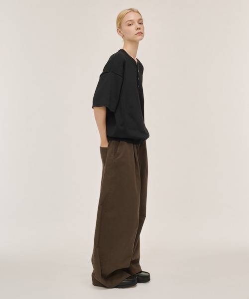WETTEMPT（ウィテンプト）の「1 TUCK CURVE TWILL PANTS / ワンタックカーブツイルパンツ（スラックス・メンズ・ホワイト/ブラック/ブラウン・MEDIUM/LARGE/SMALL）」の21枚目の写真