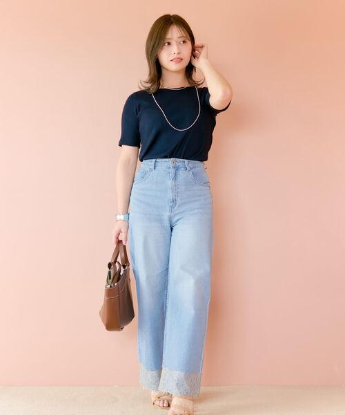 COHINA(コヒナ)の「レースヘムセミワイドストレートデニム 【低身長・小柄女性】(デニムパンツ・レディース・ライトインディゴブルー/インディゴブルー・M-Regular/S-Regular/XS-Regular/M-Short/S-Short/XS-Short)」の6枚目の写真