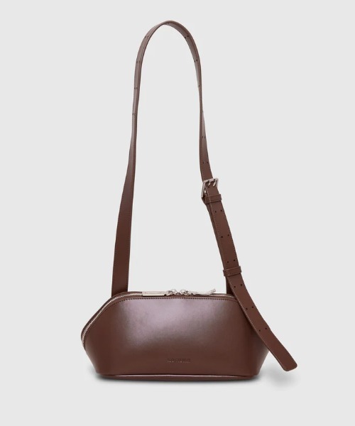 ADD CULUMN(アドカラム)の「【ADD CULUMN/アドカラム】2WAY ショルダーバッグ FIGRE BODYBAG(ショルダーバッグ・レディース・ブラウン/ネイビー/ブラック・FREE)」の2枚目の写真