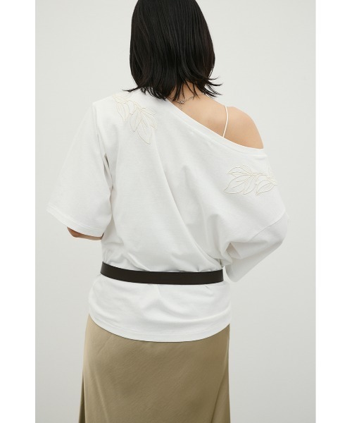 STYLEMIXER(スタイルミキサー)の「エンブロイダリーボートネックT(Tシャツ/カットソー・レディース・ホワイト/サックスブルー/ブラウン・FREE)」の9枚目の写真