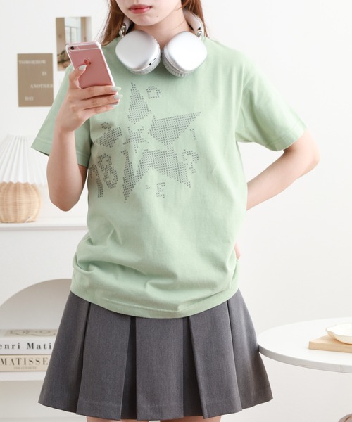 &soiree(アンドソワレ)の「&soiree 【シルエット選べる2サイズ】クロスステッチ風Tシャツ 半袖(Tシャツ/カットソー・レディース・セージグリーン/ホワイト/アッシュ・M/F)」の1枚目の写真