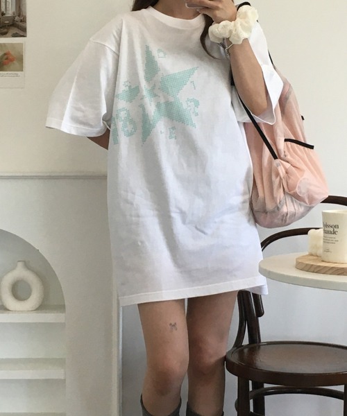 &soiree(アンドソワレ)の「&soiree 【シルエット選べる2サイズ】クロスステッチ風Tシャツ 半袖(Tシャツ/カットソー・レディース・セージグリーン/ホワイト/アッシュ・M/F)」の18枚目の写真