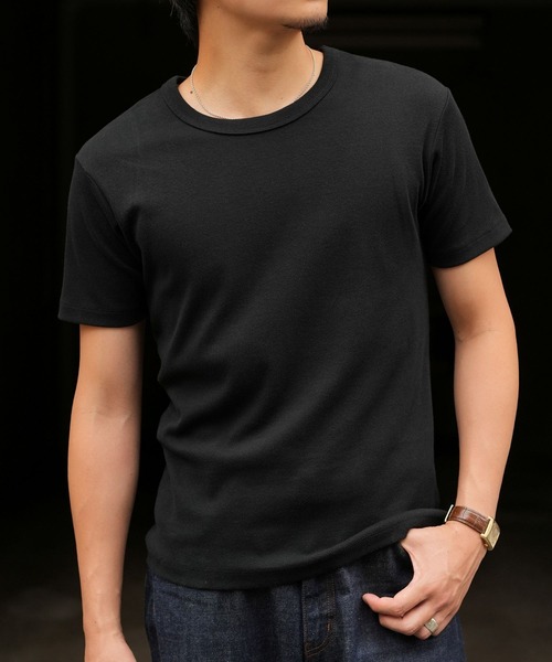 LURAKU（ルラク）の「【LURAKU】Ribbed Short T-shirt / リブショートTシャツ（Tシャツ/カットソー・メンズ・オフホワイト/ブラック・MEDIUM/LARGE）」の2枚目の写真