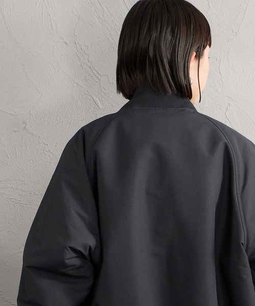 FRED PERRY（フレッドペリー）の「【WEB先行予約】[FRED PERRY/フレッドペリー] 別注 テニスボンバージャケット（ブルゾン・レディース・ダークグリーン/ブラック・S/M/XL/L）」の12枚目の写真