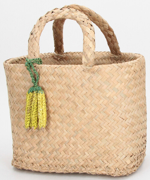 FREAK'S STORE(フリークスストア)の「toca/トーカ 別注 チャーム付き BASIC SEAGRASS TOTE/シーグラス トートバッグ(かごバッグ・レディース・パープル/イエロー/グリーン・ONE SIZE)」の3枚目の写真