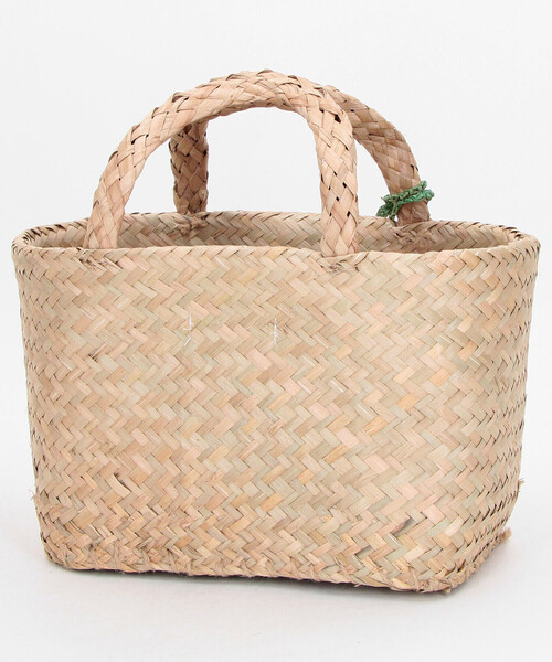 FREAK'S STORE(フリークスストア)の「toca/トーカ 別注 チャーム付き BASIC SEAGRASS TOTE/シーグラス トートバッグ(かごバッグ・レディース・パープル/イエロー/グリーン・ONE SIZE)」の5枚目の写真
