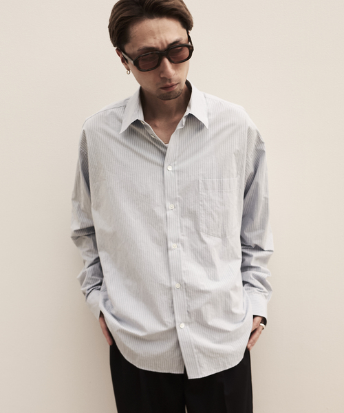 WISM(ウィズム)の「WISM ORIGINAL PRODUCT / ウィズムオリジナルプロダクト OVER FIT SHIRT(シャツ/ブラウス・メンズ・ブルー系その他/ホワイト・LARGE/MEDIUM)」の3枚目の写真