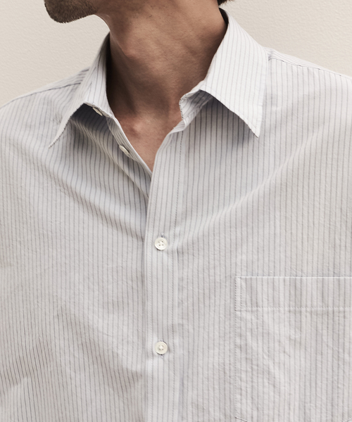 WISM(ウィズム)の「WISM ORIGINAL PRODUCT / ウィズムオリジナルプロダクト OVER FIT SHIRT(シャツ/ブラウス・メンズ・ブルー系その他/ホワイト・LARGE/MEDIUM)」の6枚目の写真