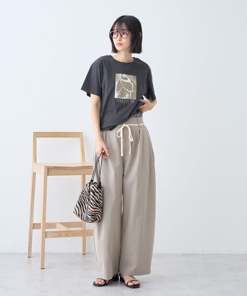 AMERICAN HOLIC(アメリカンホリック)の「【マルチ機能】サイドタックカーブパンツ(その他パンツ・レディース・グレイッシュベージュ/ブラック/オフホワイト・M/L)」の8枚目の写真