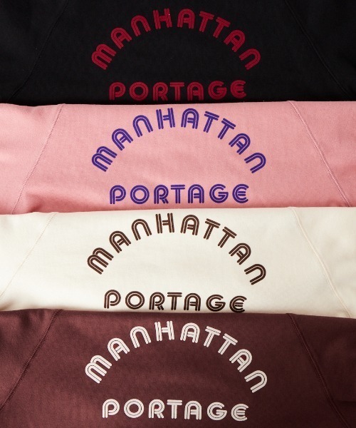 Manhattan Portage（マンハッタンポーテージ）の「[MANHATTAN PORTAGE/マンハッタンポーテージ] 別注 カレッジロゴ ショート丈カットオフスウェット（スウェット・レディース・ピンク/ワイン/ブラック/アイボリー・F）」の5枚目の写真