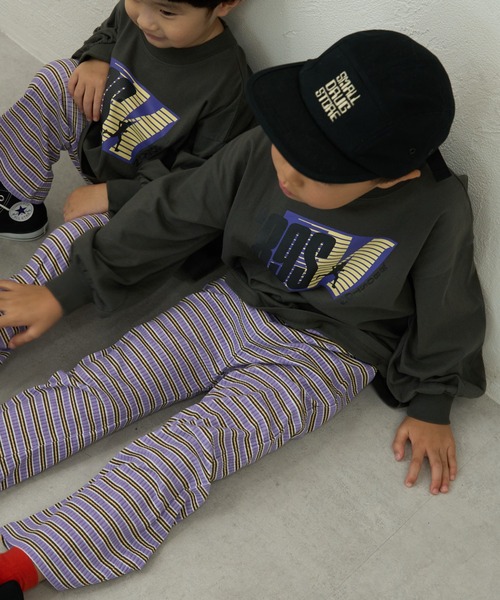 pairmanon(ペアマノン)の「【90-150cm】綿100% アソートロゴプリントオーバーサイズ長袖Tシャツ(Tシャツ/カットソー・キッズ・ネイビー/グレー系その他/イエロー/ブルー/ブルー系その他/グレー/レッド系その他/チャコールグレー・100/130/120/140/150/90/110)」の10枚目の写真