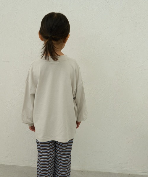 pairmanon(ペアマノン)の「【90-150cm】綿100% アソートロゴプリントオーバーサイズ長袖Tシャツ(Tシャツ/カットソー・キッズ・ネイビー/グレー系その他/イエロー/ブルー/ブルー系その他/グレー/レッド系その他/チャコールグレー・100/130/120/140/150/90/110)」の13枚目の写真