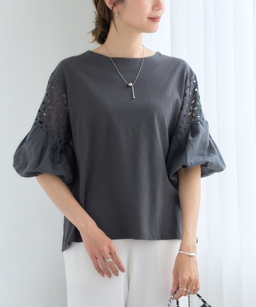 GROWING RICH(グローウィングリッチ)の「刺繍レーススリーブプルオーバー(Tシャツ/カットソー・レディース・オフホワイト/ブラウン/ブラック/チャコールグレー・M/L)」の4枚目の写真