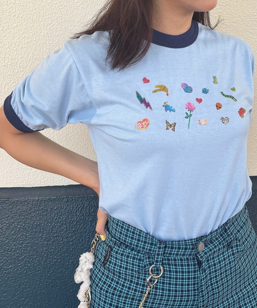 HEY!MrsROSE(ヘイミセスローズ)の「HEY! Mrs ROSE(ヘイ!ミセスローズ)シールプリントリンガーT(Tシャツ/カットソー・レディース・レッド/ブルー/グリーン/ブラック・FREE)」の5枚目の写真
