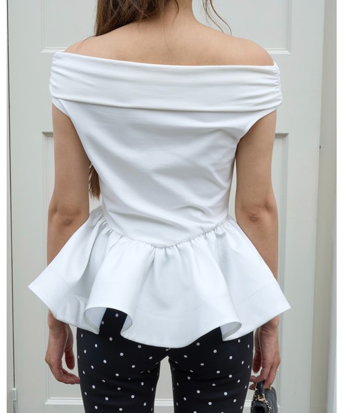 BIRTHDAY BASH（バースデイバッシュ）の「OFF SHOULDER DOCKING TOPS（オフショルダードッキングトップス）（Tシャツ/カットソー・レディース・ホワイト/ブラック・FREE）」の12枚目の写真