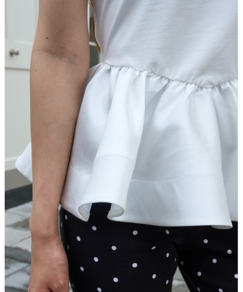 BIRTHDAY BASH（バースデイバッシュ）の「OFF SHOULDER DOCKING TOPS（オフショルダードッキングトップス）（Tシャツ/カットソー・レディース・ホワイト/ブラック・FREE）」の13枚目の写真
